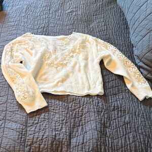 Elegant White Lace Women's Sweater